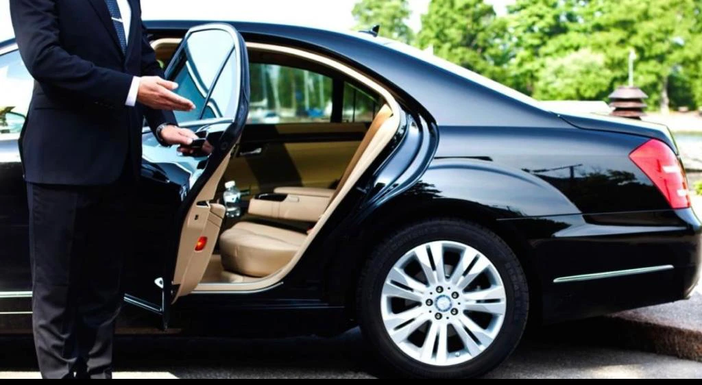 24/7 driving service